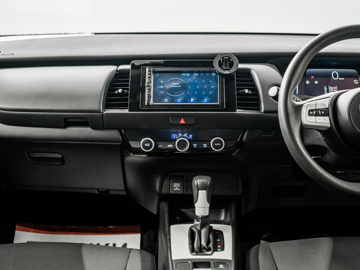 Honda Fit 2020 - фото автомобиля