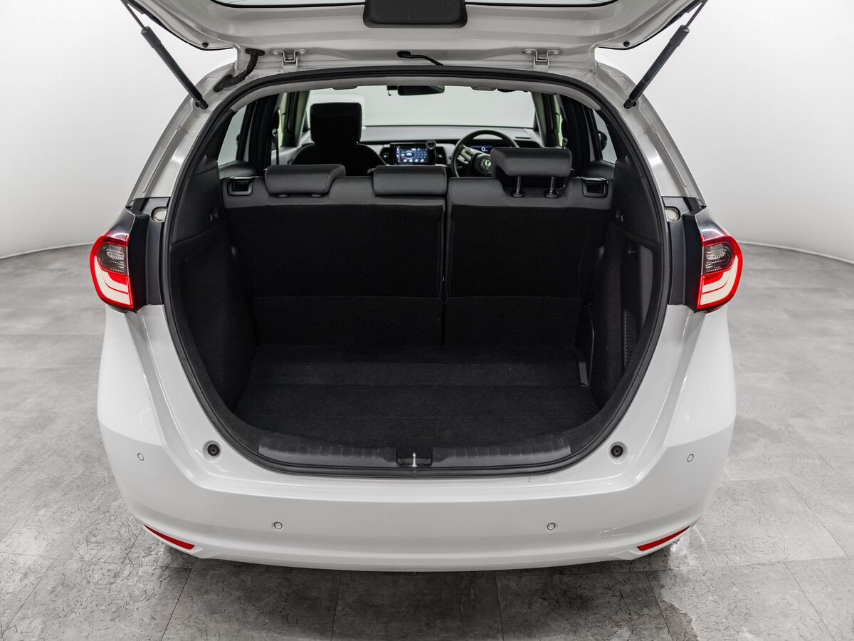 Honda Fit 2020 - фото автомобиля