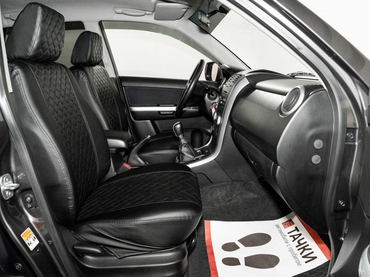 Suzuki Grand Vitara 2013 - фото автомобиля