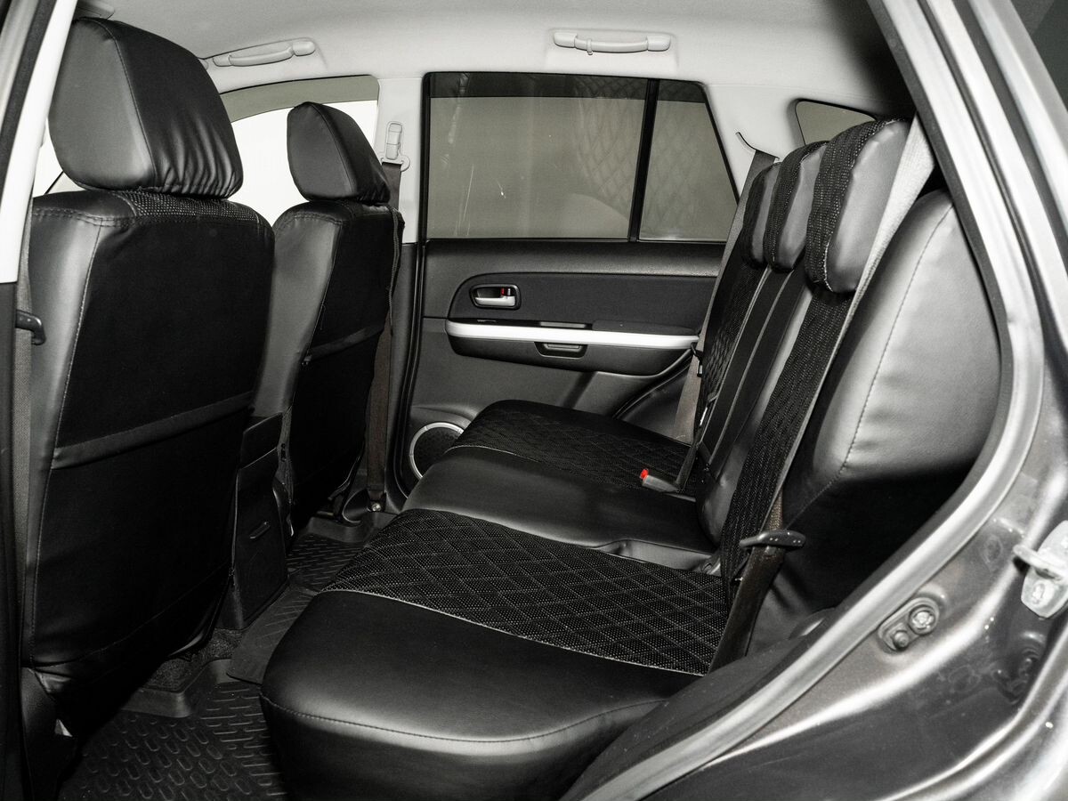 Suzuki Grand Vitara 2013 - фото автомобиля