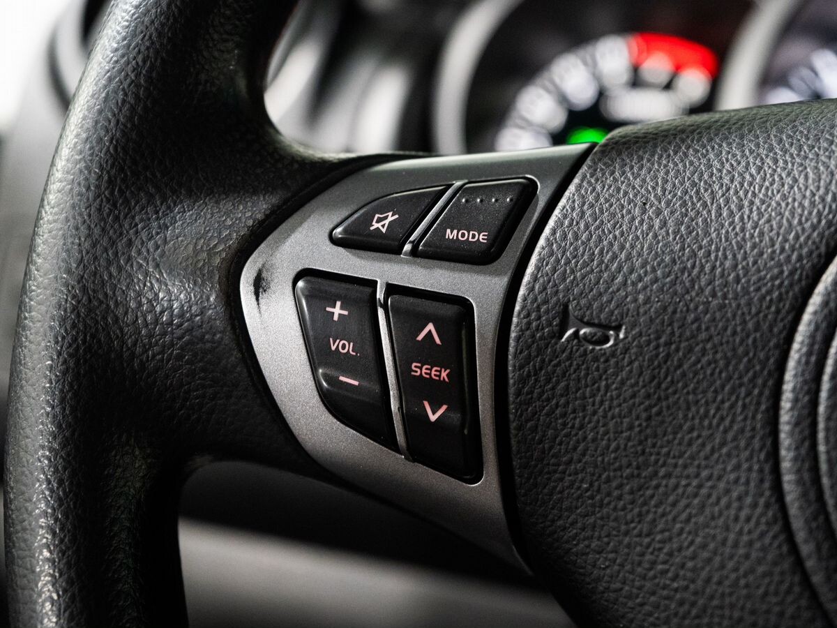 Suzuki Grand Vitara 2013 - фото автомобиля
