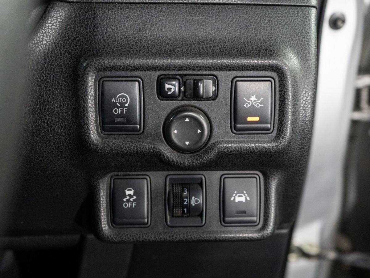 Nissan Note 2015 - фото автомобиля