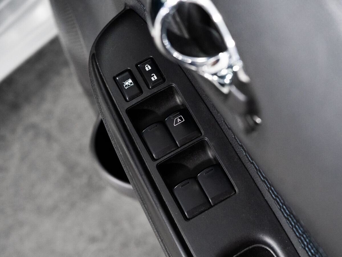 Nissan Note 2015 - фото автомобиля