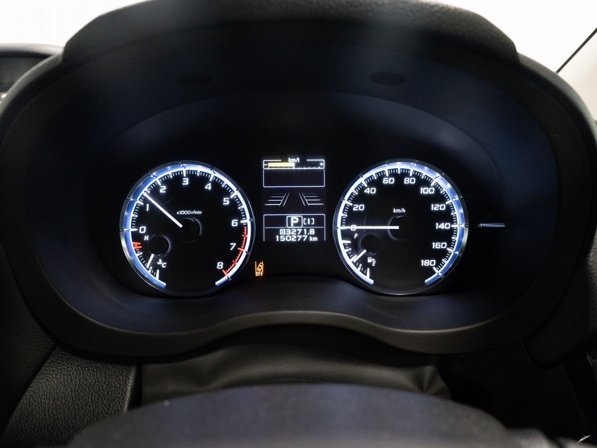 Subaru Levorg 2015 - фото автомобиля