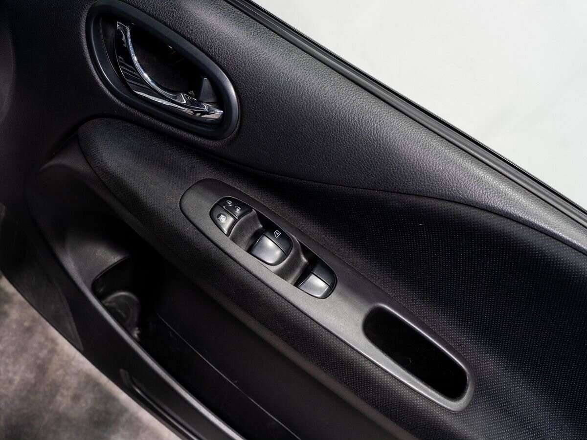 Nissan Serena 2014 - фото автомобиля