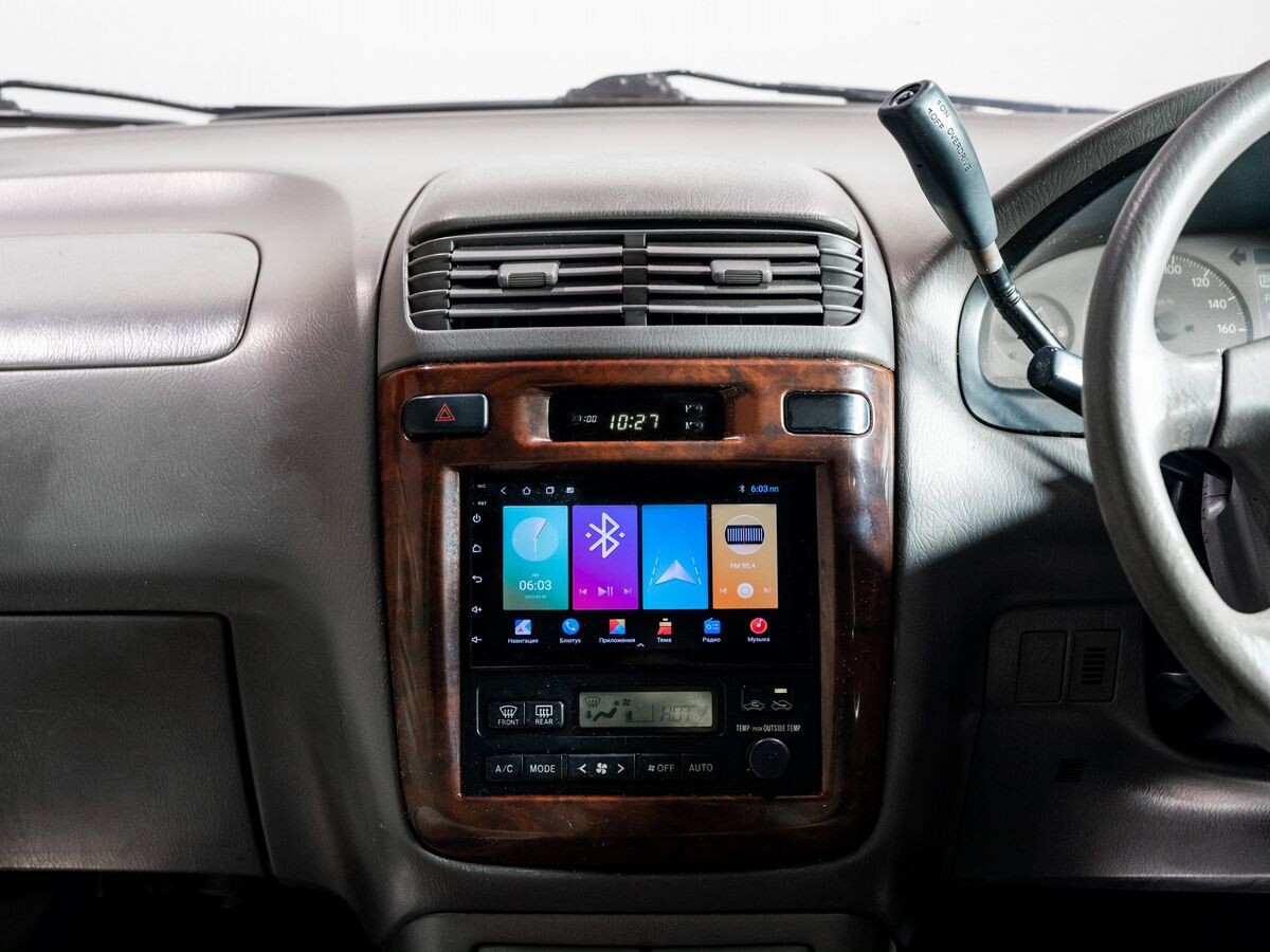 Toyota Gaia 2000 - фото автомобиля