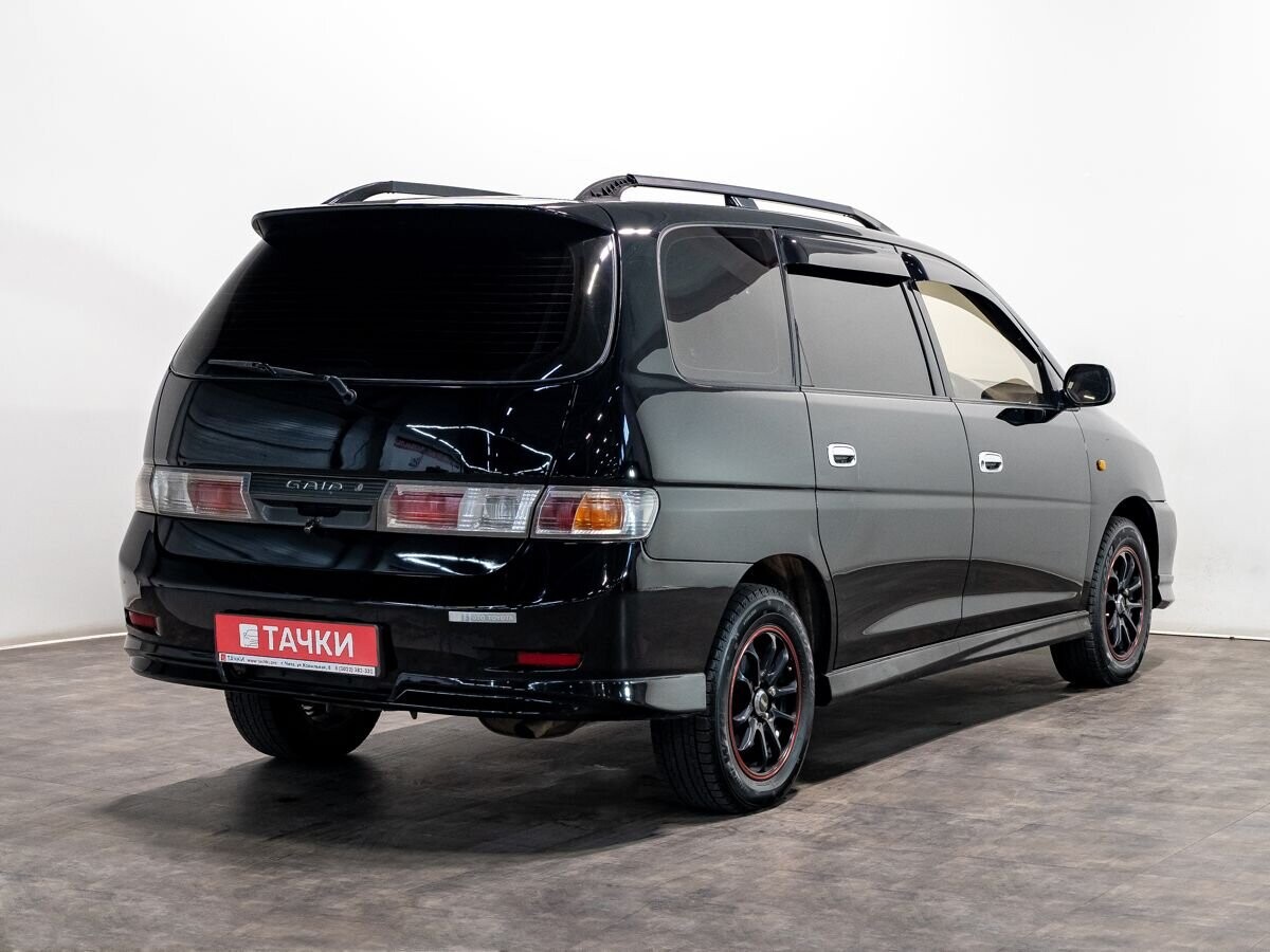 Toyota Gaia 2000 - фото автомобиля