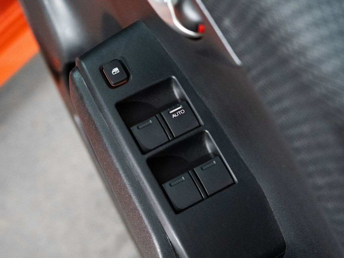 Honda Fit 2011 - фото автомобиля
