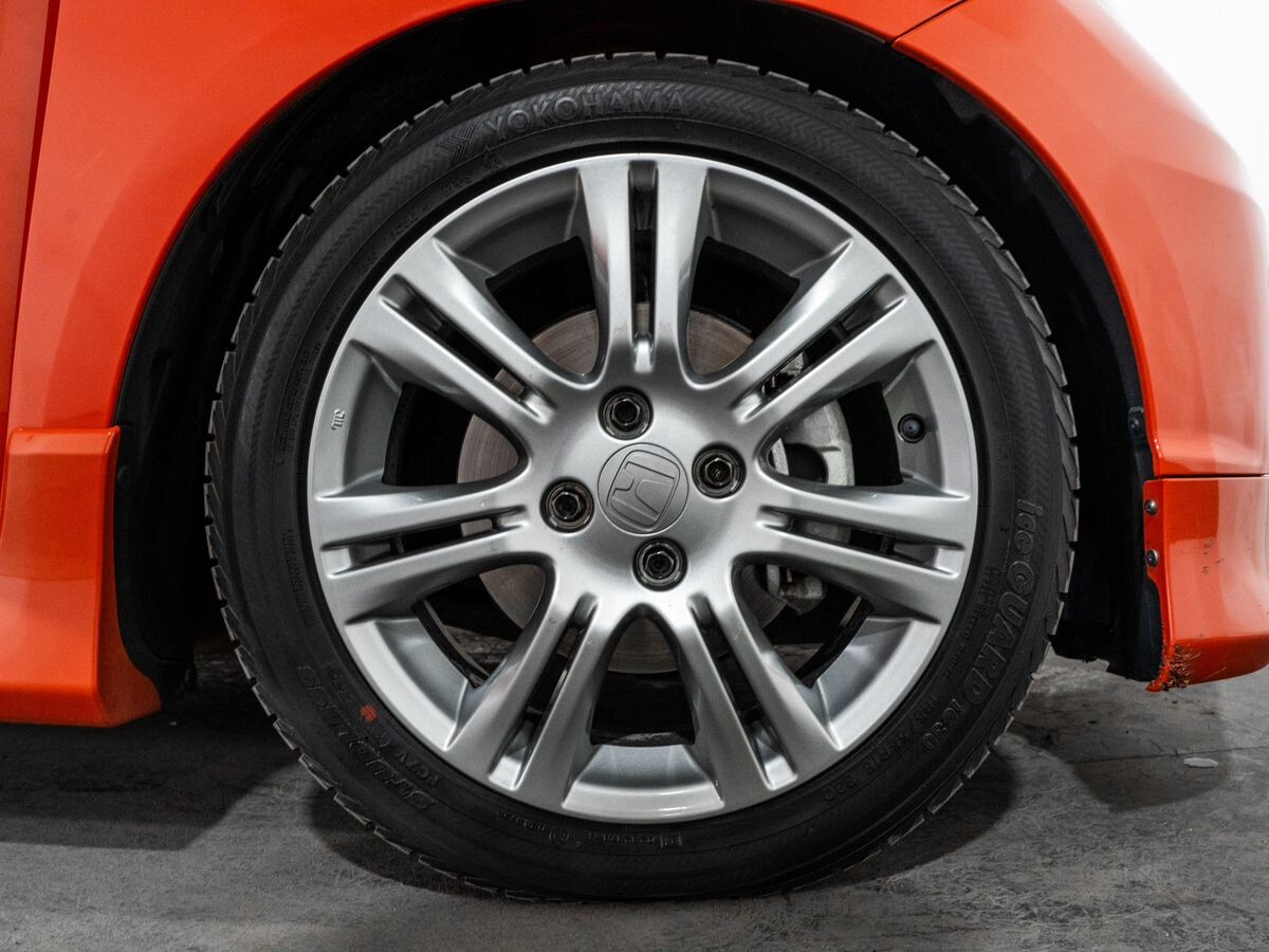 Honda Fit 2011 - фото автомобиля