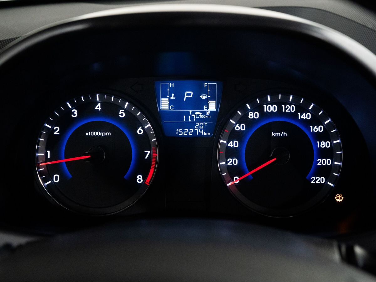 Hyundai Solaris 2015 - фото автомобиля