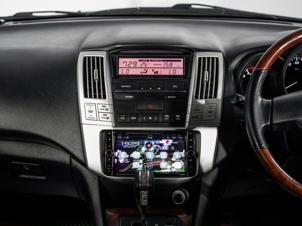 Toyota Harrier 2010 - фото автомобиля