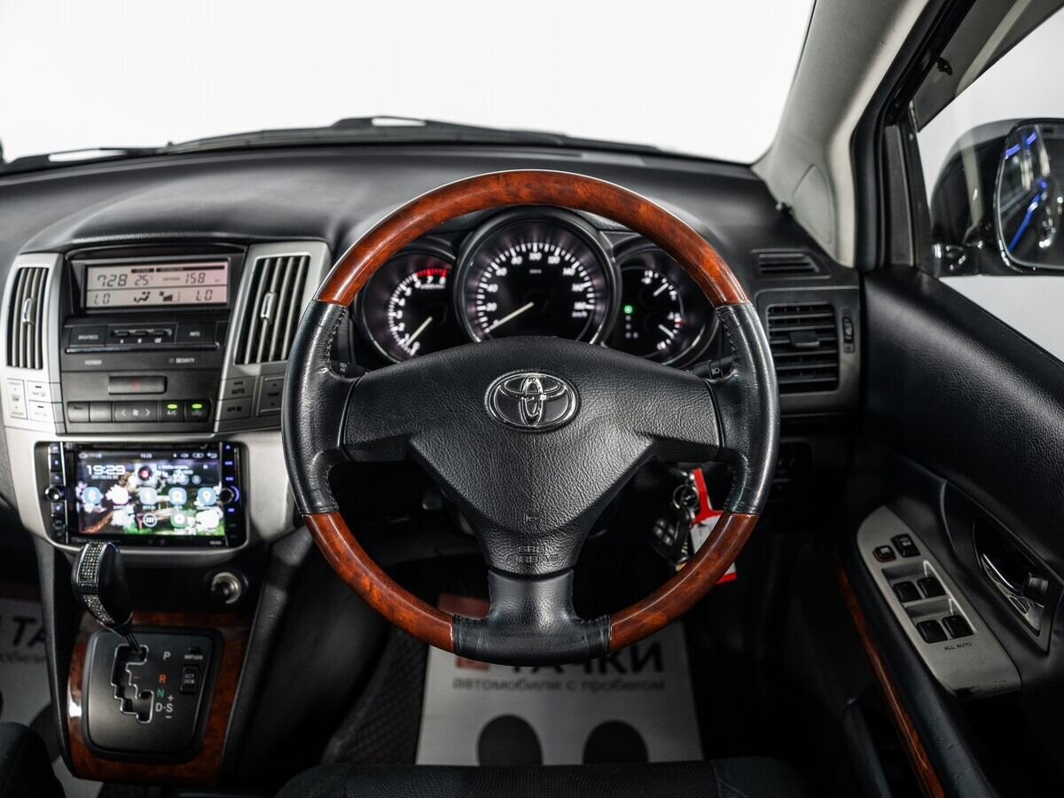 Toyota Harrier 2010 - фото автомобиля