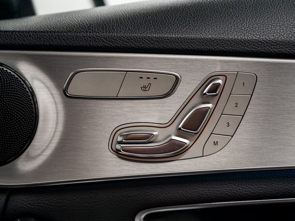 Mercedes-Benz C-Class 2017 - фото автомобиля