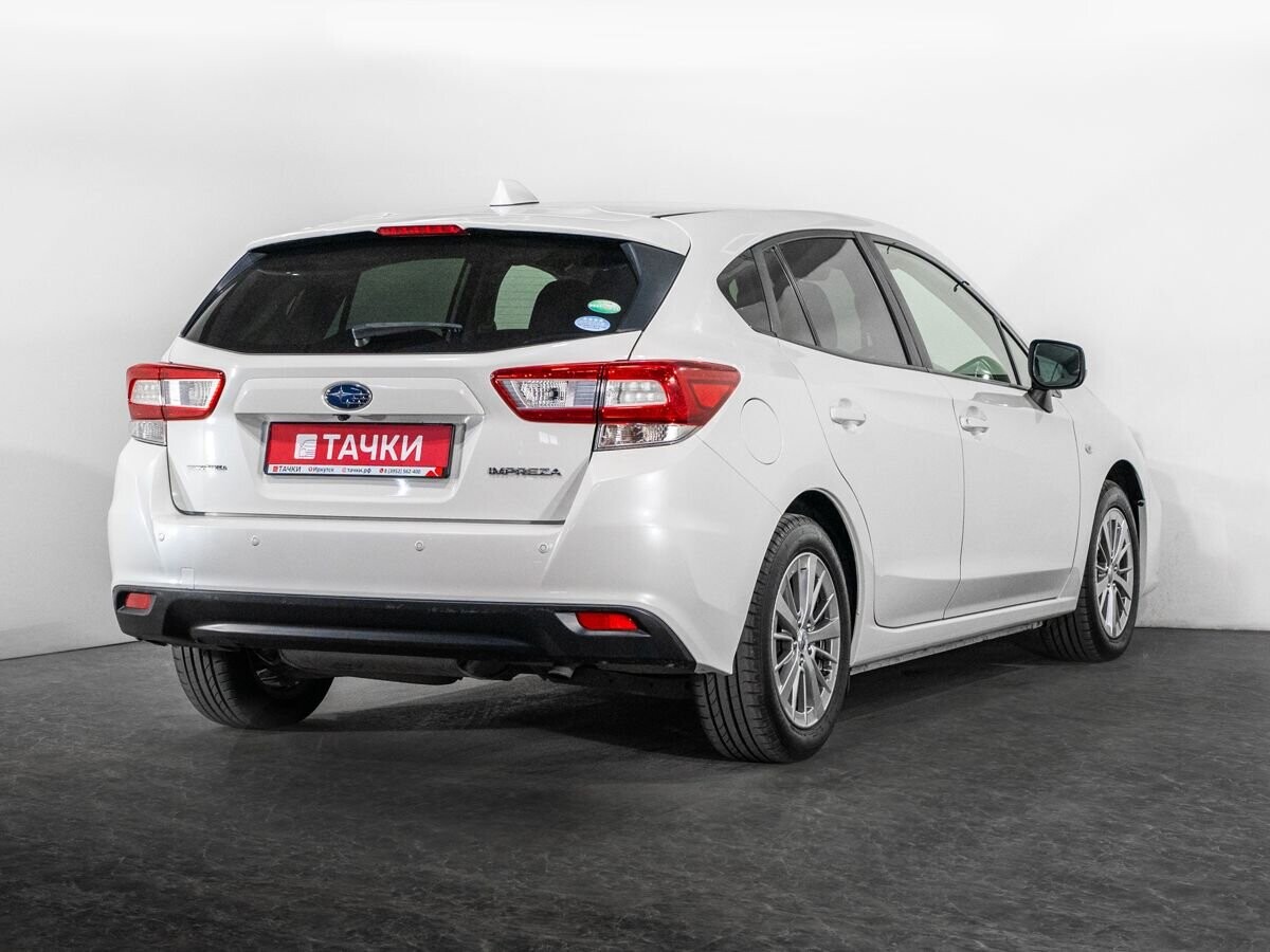Subaru Impreza 2017 - фото автомобиля