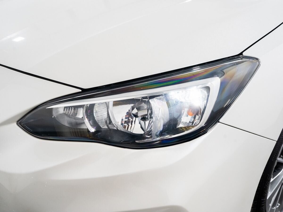 Subaru Impreza 2017 - фото автомобиля