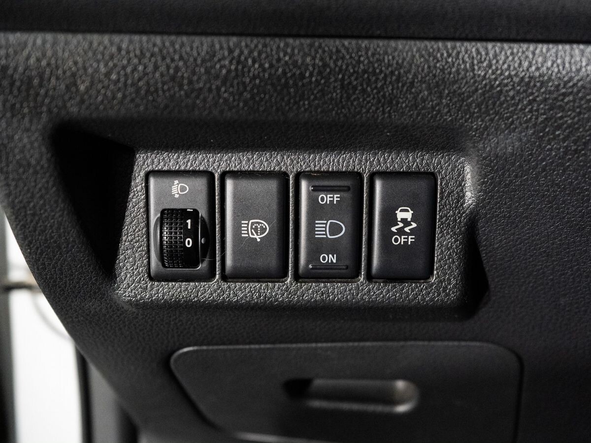Nissan X-Trail 2013 - фото автомобиля