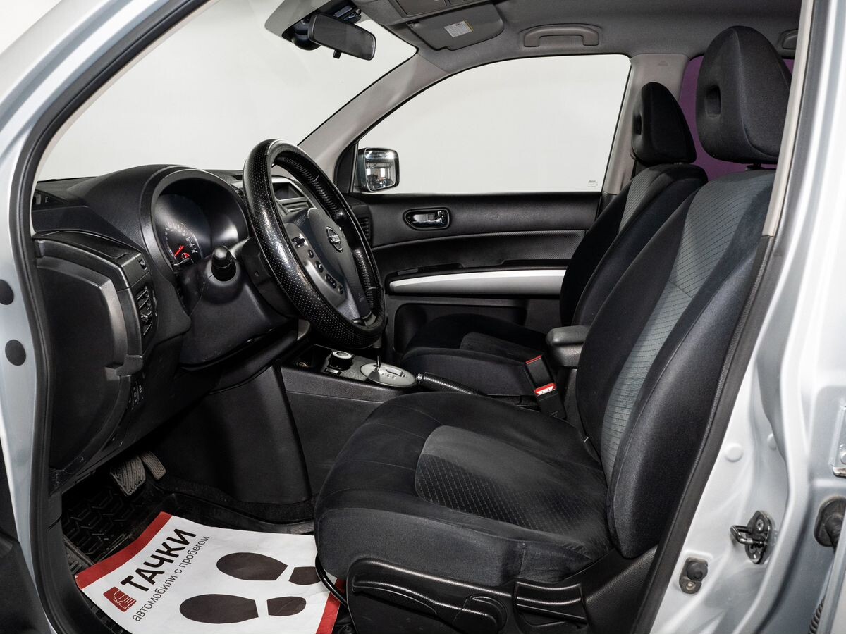 Nissan X-Trail 2013 - фото автомобиля
