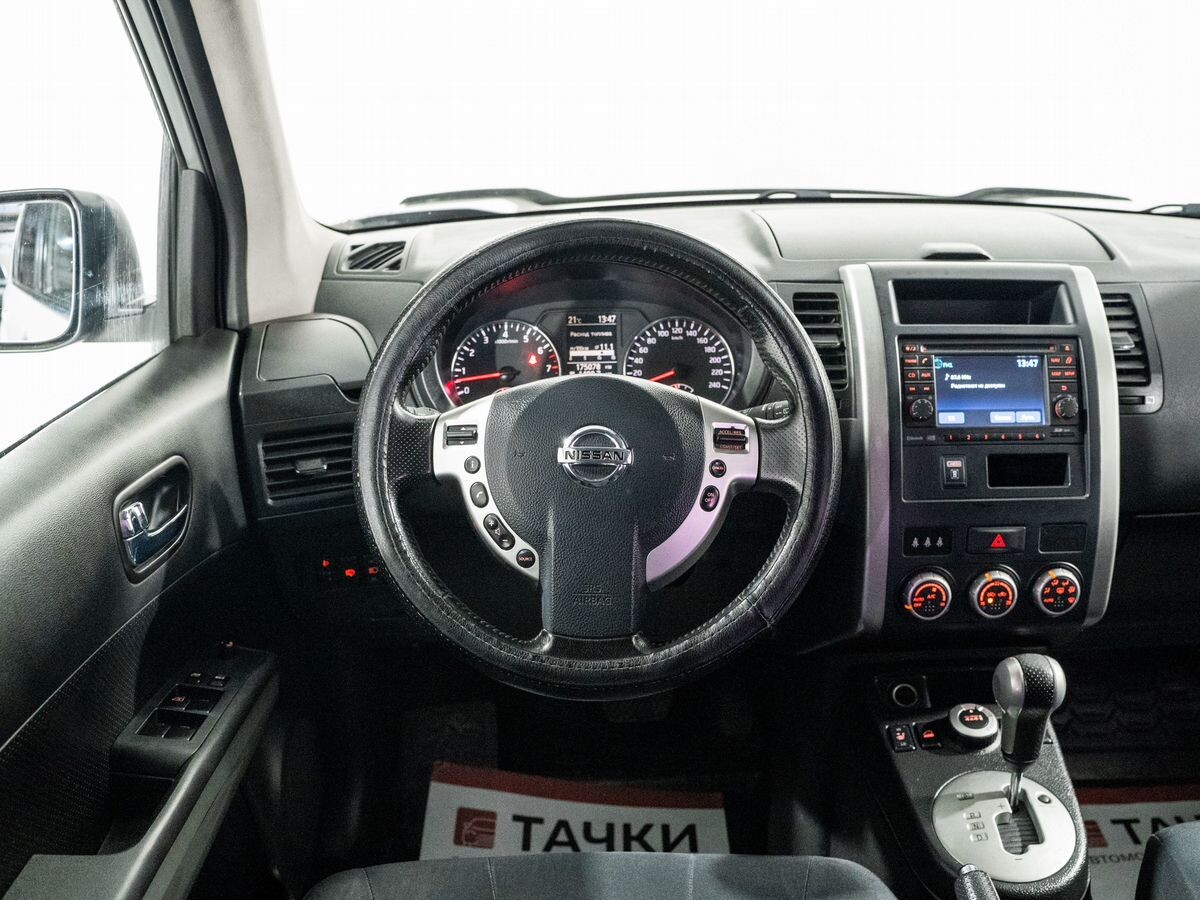 Nissan X-Trail 2013 - фото автомобиля