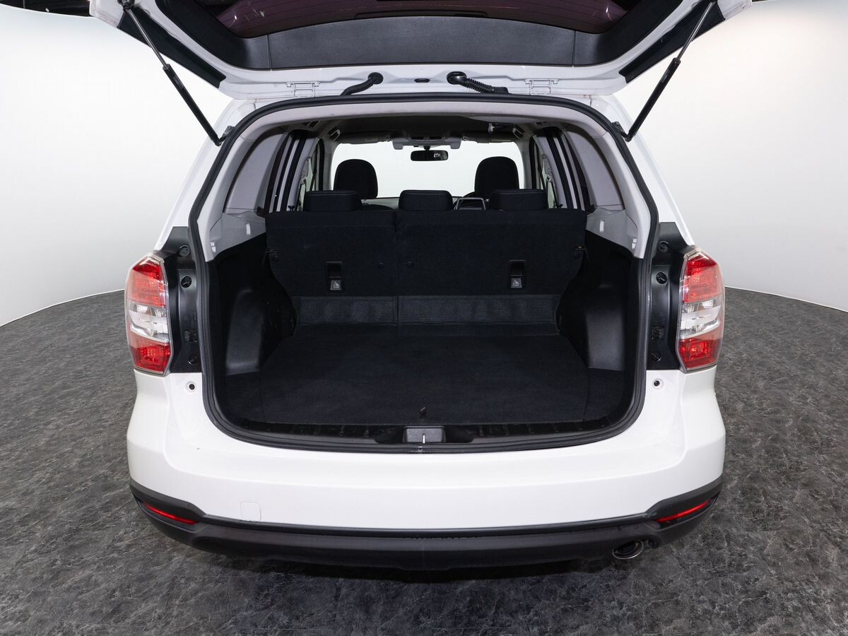 Subaru Forester 2013 - фото автомобиля