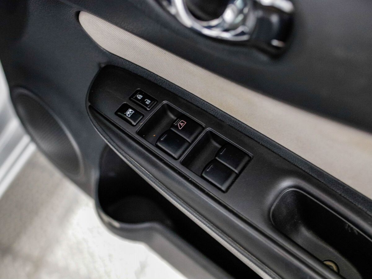 Nissan Note 2016 - фото автомобиля