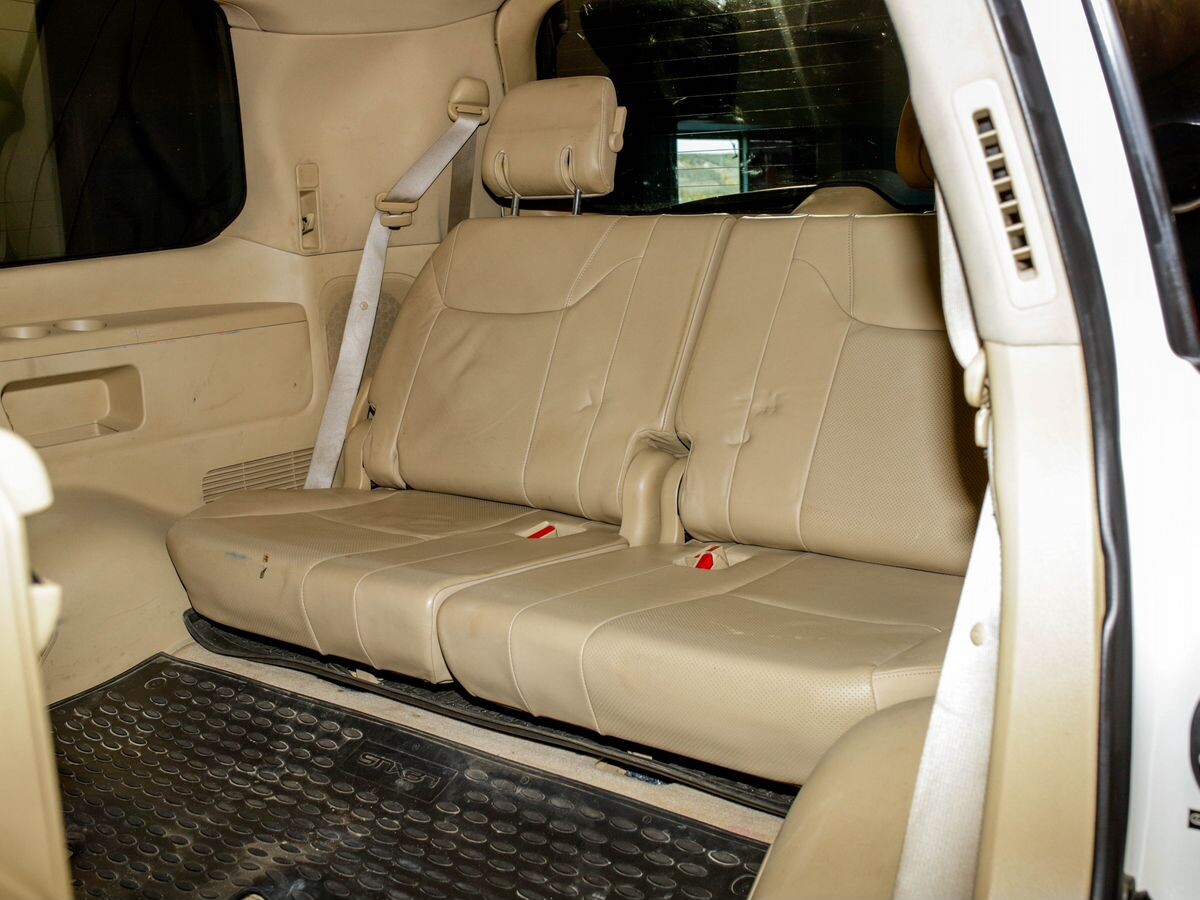Lexus LX570 2008 - фото автомобиля