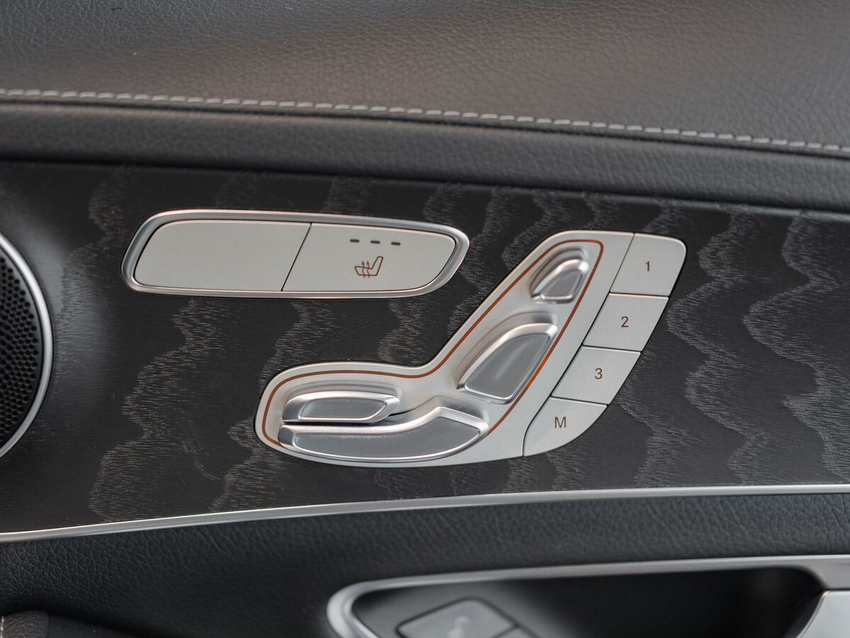 Mercedes-Benz C-Class 2015 - фото автомобиля