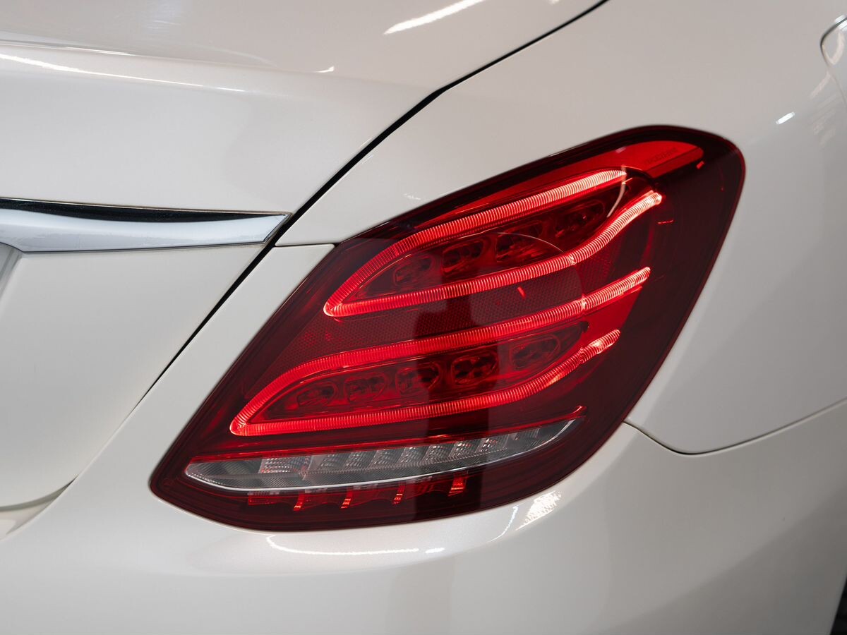 Mercedes-Benz C-Class 2015 - фото автомобиля