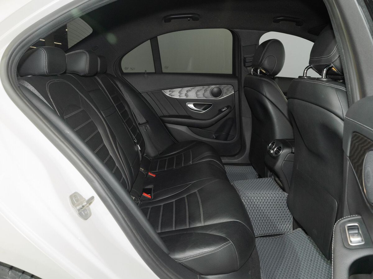 Mercedes-Benz C-Class 2015 - фото автомобиля