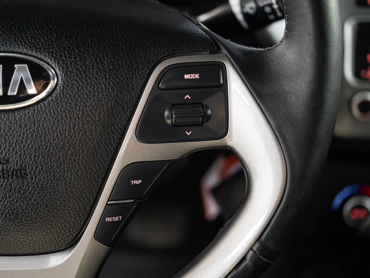 Kia Rio 2016 - фото автомобиля