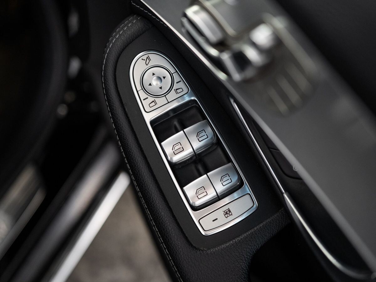 Mercedes-Benz C-Class 2015 - фото автомобиля