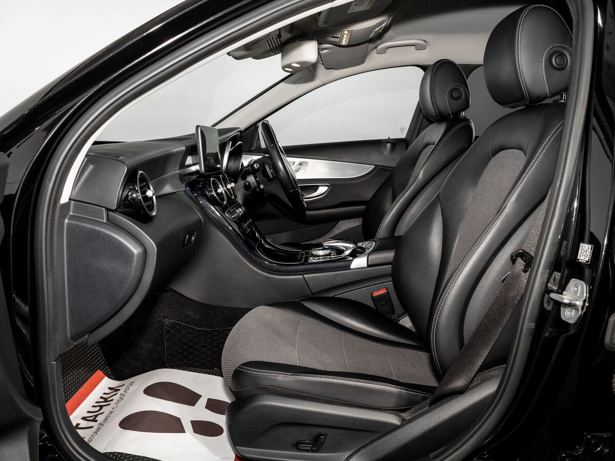 Mercedes-Benz C-Class 2015 - фото автомобиля