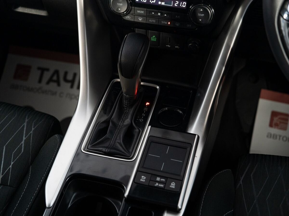 Mitsubishi Eclipse Cross 2018 - фото автомобиля