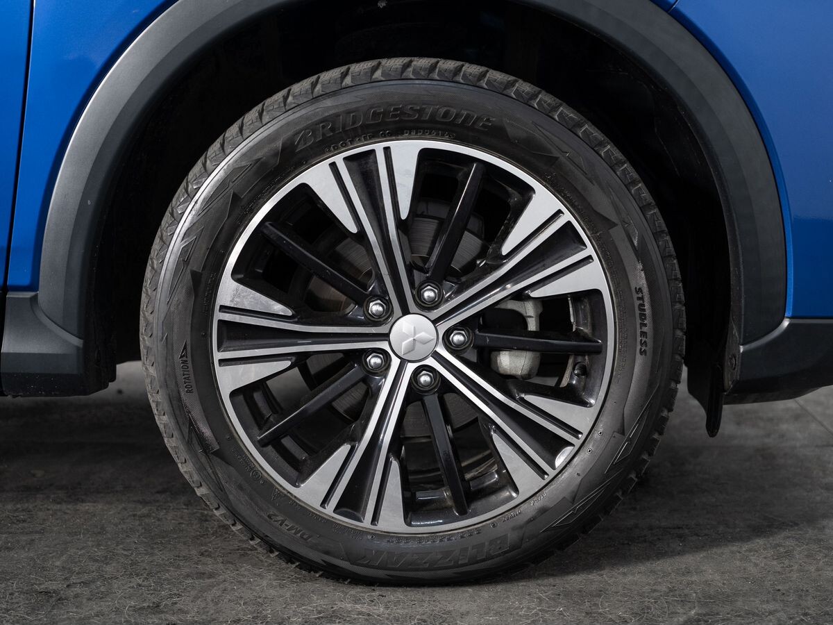 Mitsubishi Eclipse Cross 2018 - фото автомобиля