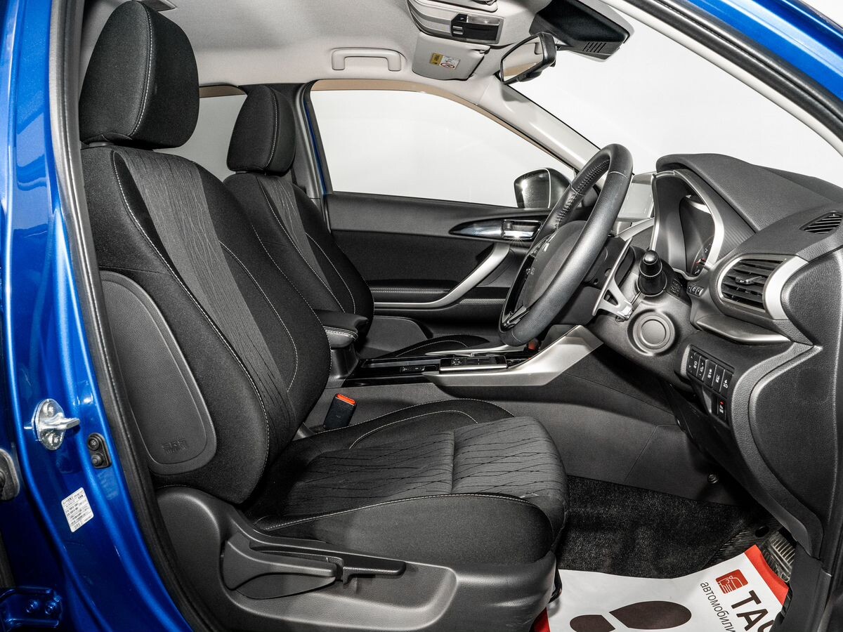 Mitsubishi Eclipse Cross 2018 - фото автомобиля