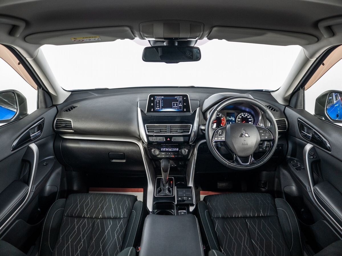 Mitsubishi Eclipse Cross 2018 - фото автомобиля