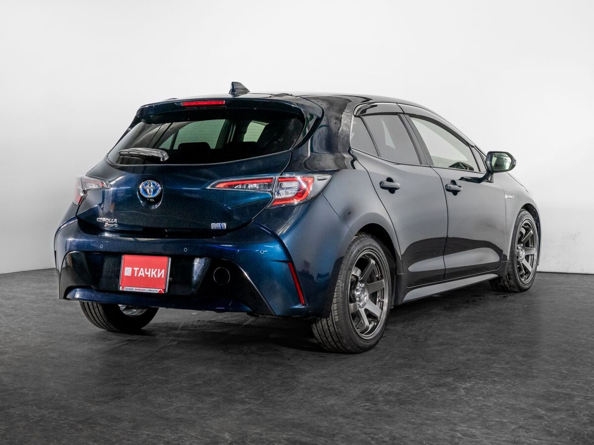 Toyota Corolla 2018 - фото автомобиля