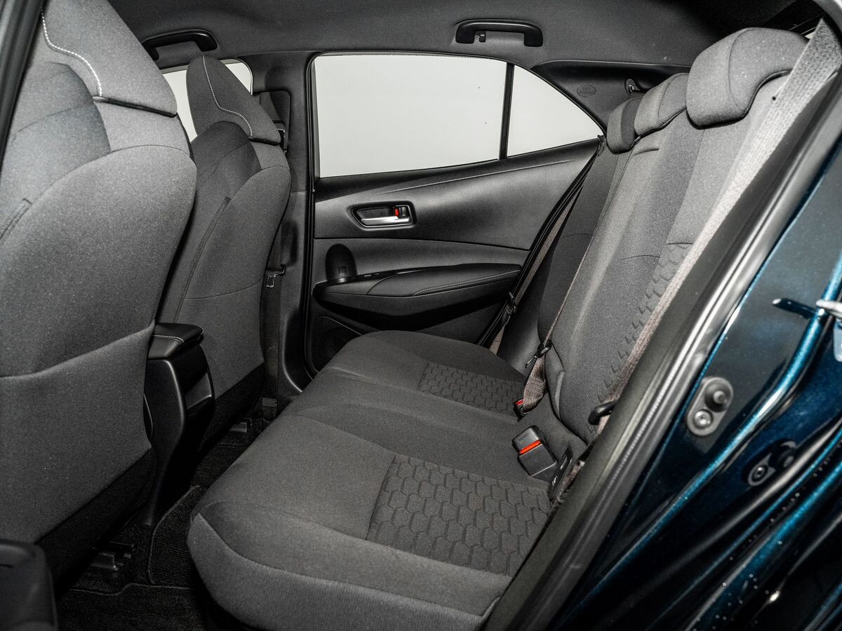 Toyota Corolla 2018 - фото автомобиля