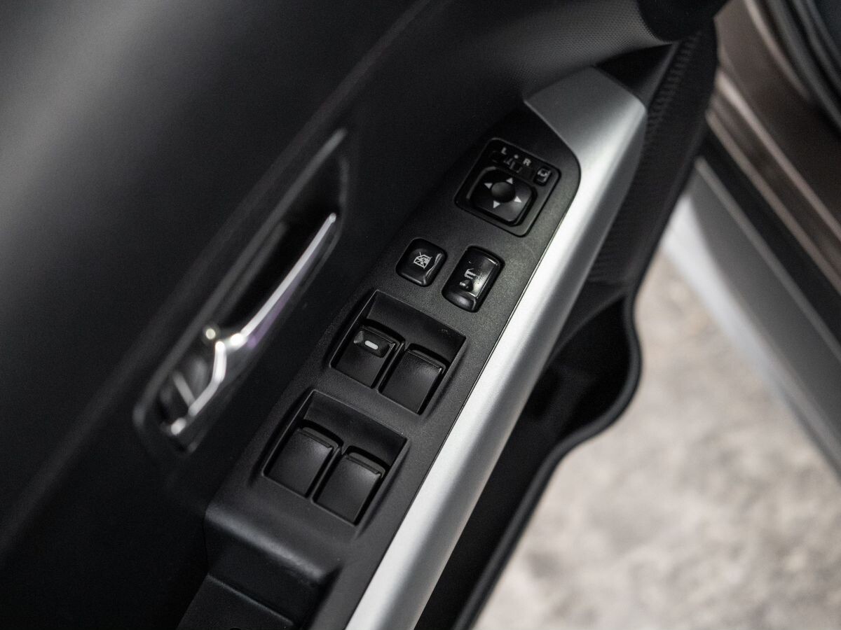Mitsubishi Outlander 2011 - фото автомобиля