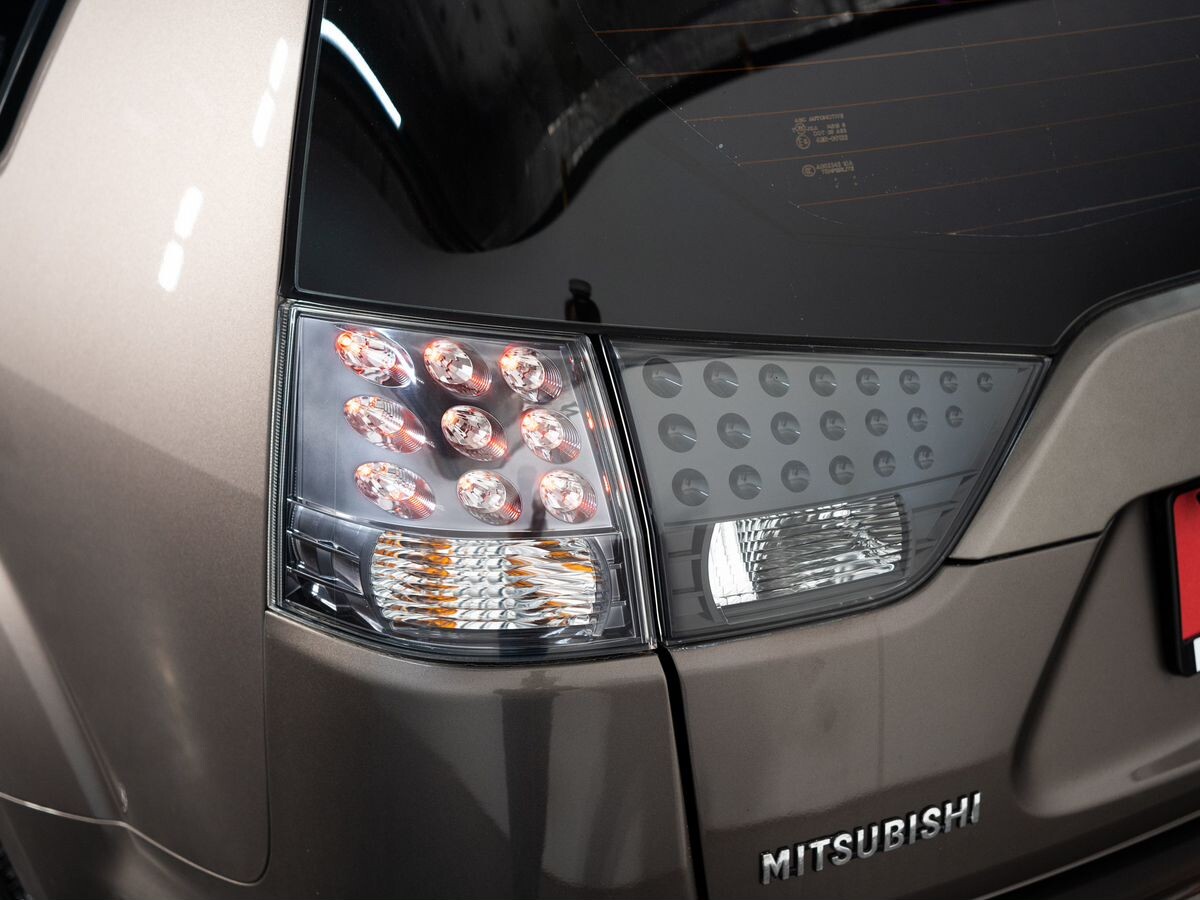 Mitsubishi Outlander 2011 - фото автомобиля