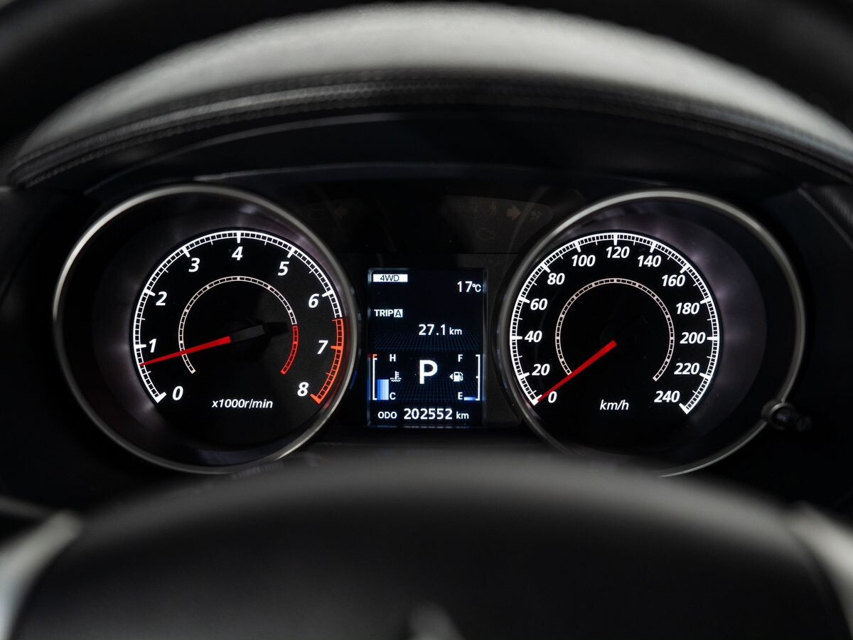 Mitsubishi Outlander 2011 - фото автомобиля