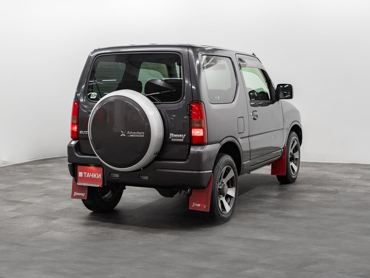 Suzuki Jimny 2010 - фото автомобиля