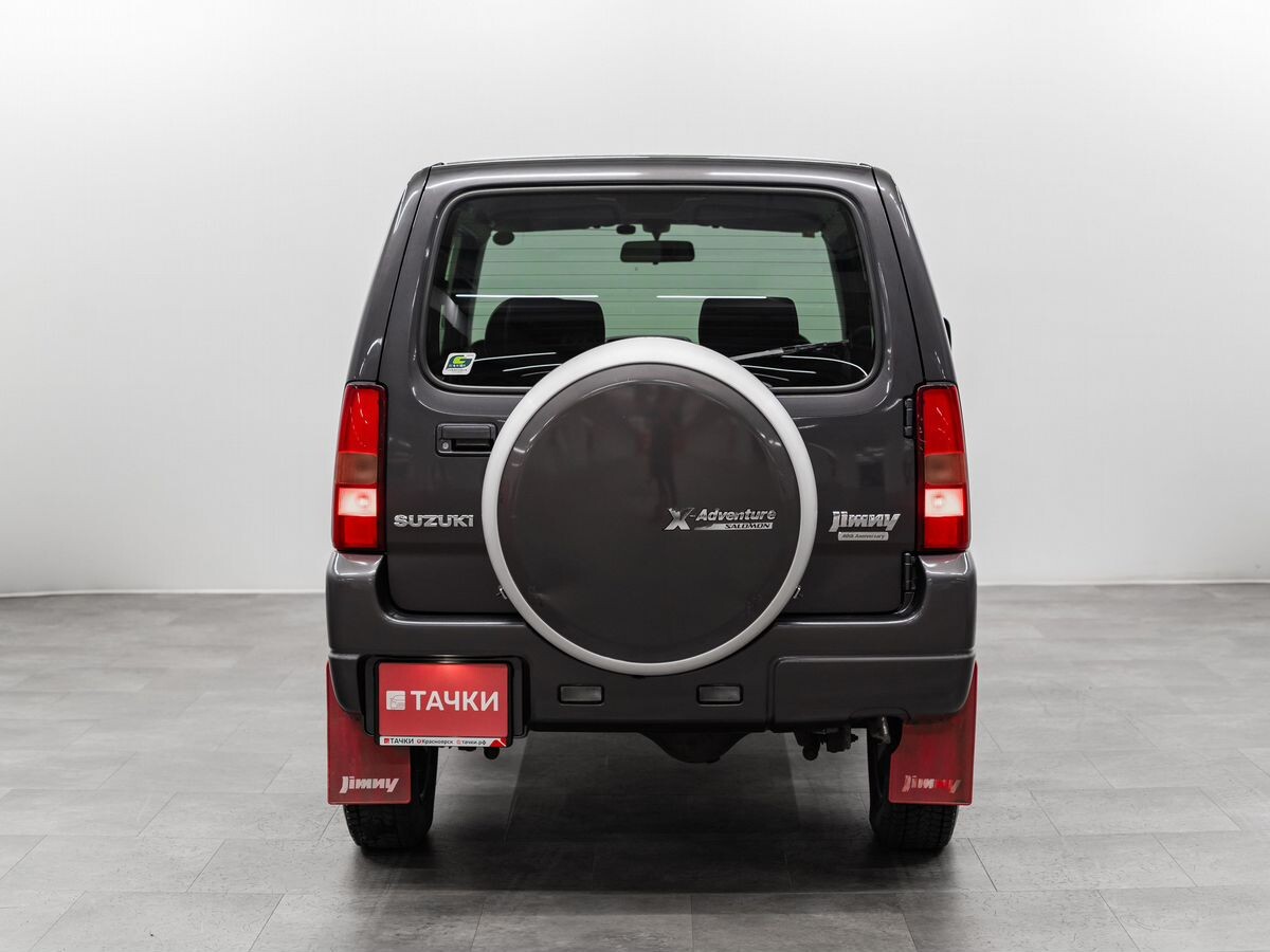 Suzuki Jimny 2010 - фото автомобиля