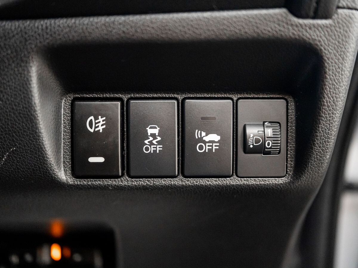 Honda Shuttle 2019 - фото автомобиля
