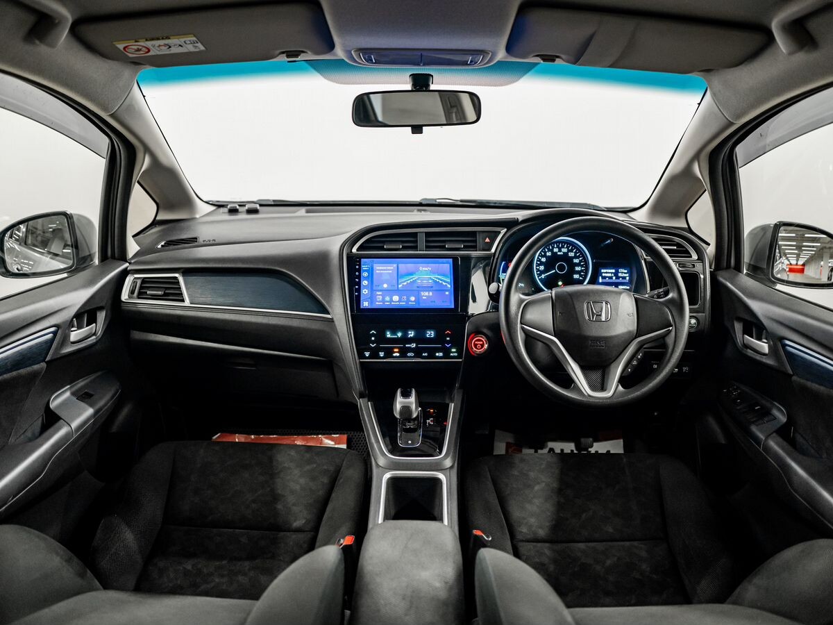 Honda Shuttle 2019 - фото автомобиля