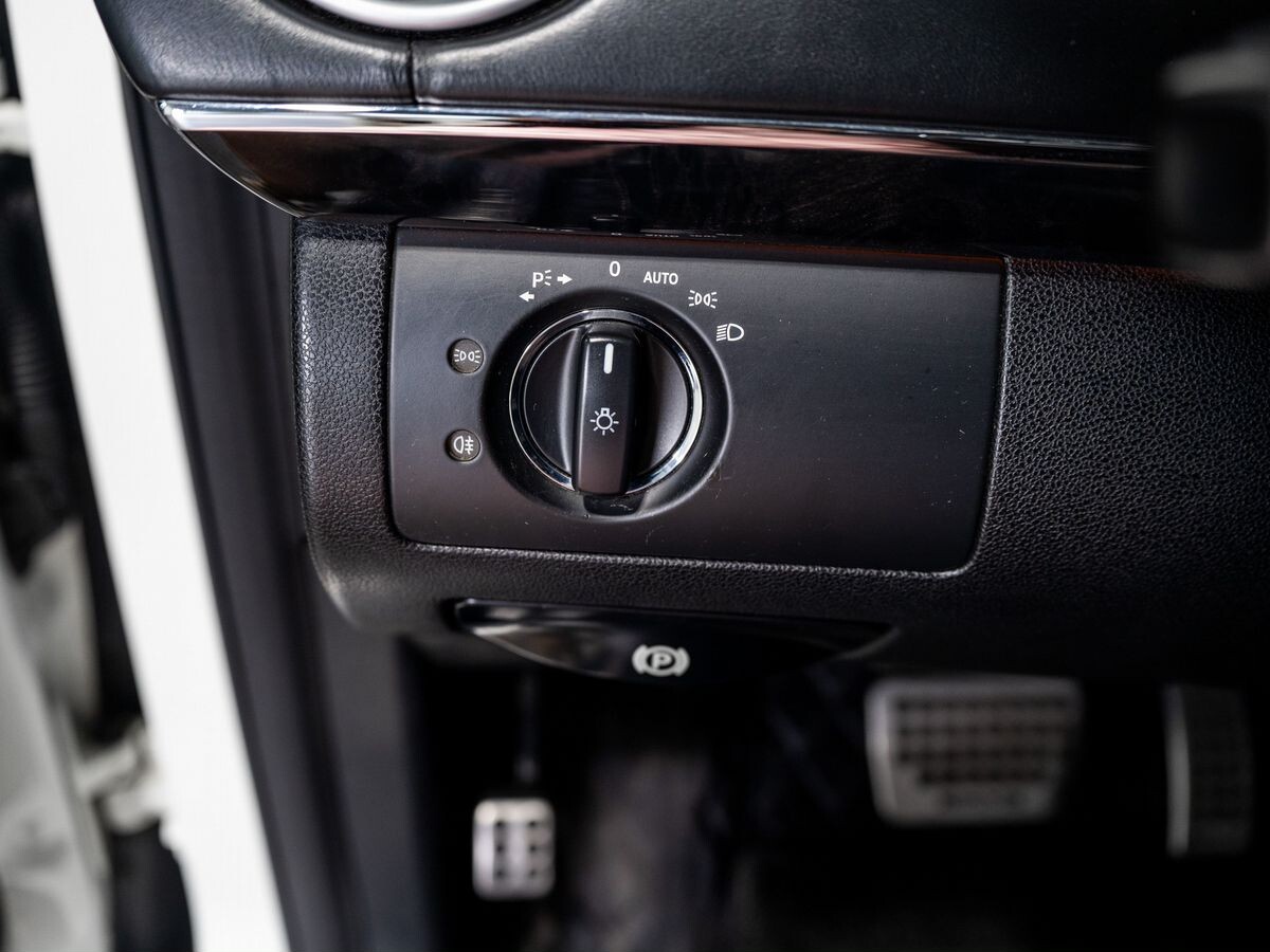 Mercedes-Benz GL-Class 2011 - фото автомобиля