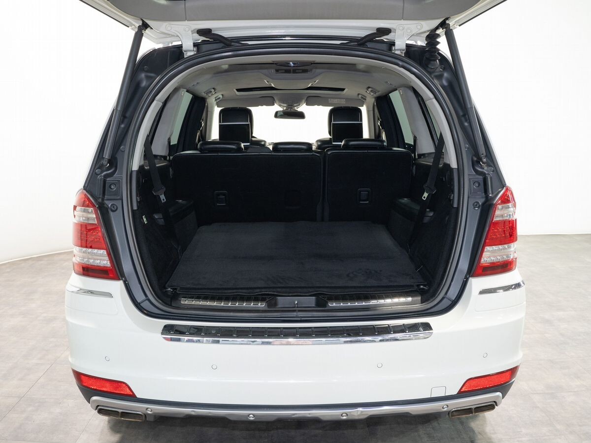 Mercedes-Benz GL-Class 2011 - фото автомобиля