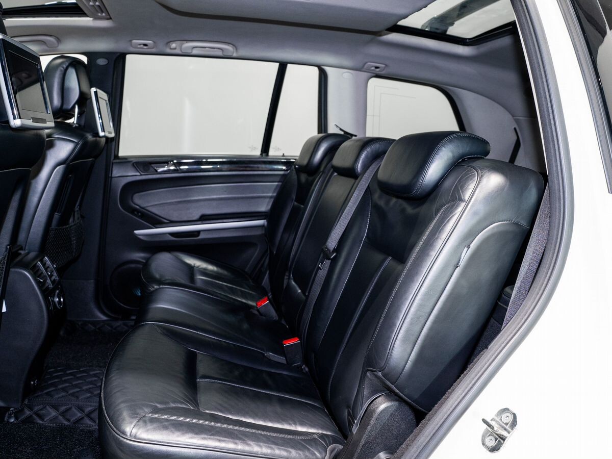 Mercedes-Benz GL-Class 2011 - фото автомобиля