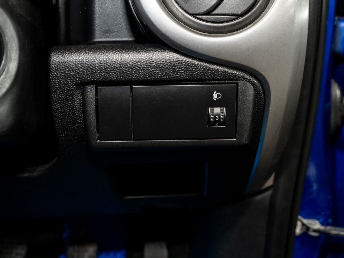 Mazda Demio 2008 - фото автомобиля