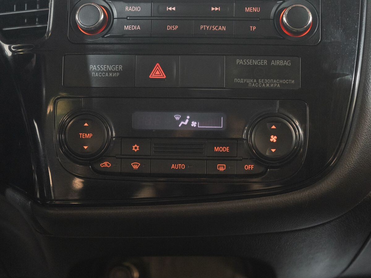 Mitsubishi Outlander 2013 - фото автомобиля
