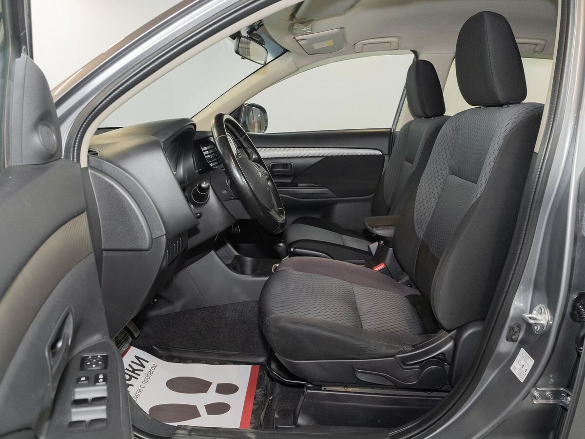 Mitsubishi Outlander 2013 - фото автомобиля